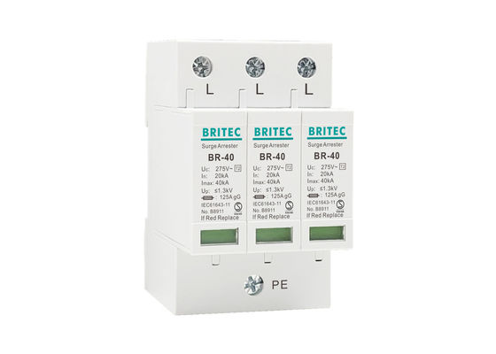 نوع 2 جهاز الحماية من الزيادة الحرارية SPD 20 ~ 40KA إيقاف البرق مع 35mm Din Rail