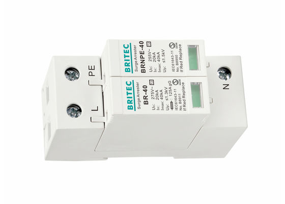جهاز الحماية من زيادة الجهد المفاجئ IEC 61643-11 من النوع 2 مع حماية من الصواعق 40kA 1P+NPE وتثبيت على سكة DIN
