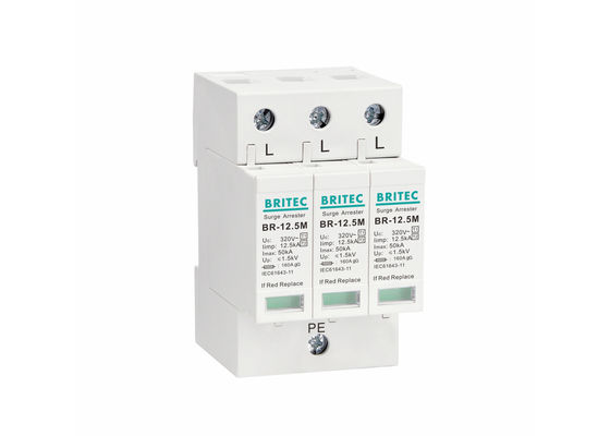 UL94-V0 مثبطات اللهب 12.5kA Iimp 3P T1+T2 جهاز الحماية من زيادة التيار لشبكات التيار المتردد